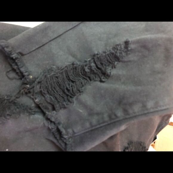 wild fable distressed jean shorts - Picture 6 of 7